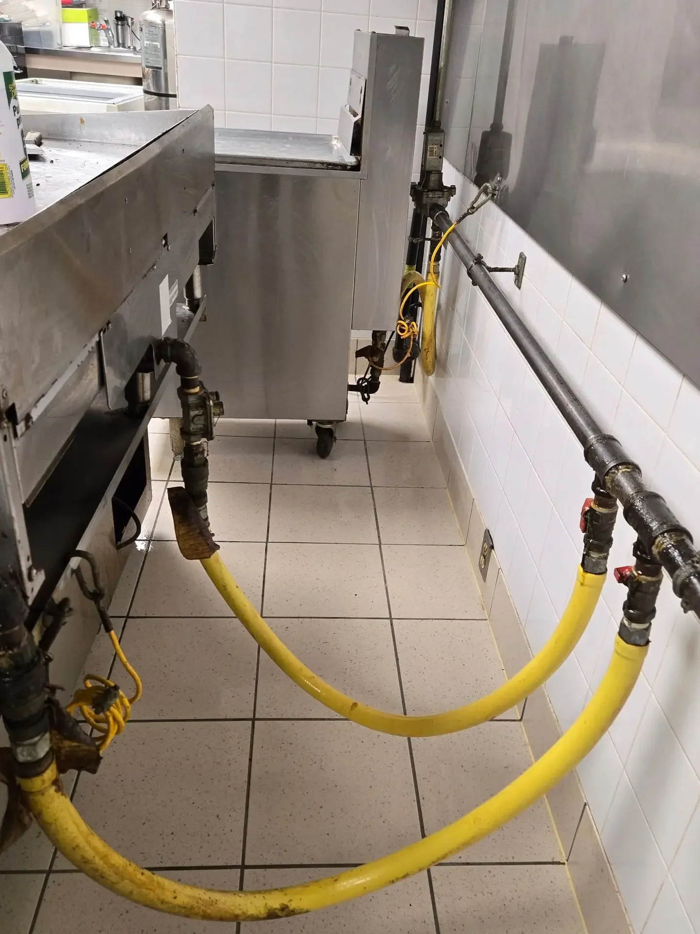 Kitchen equipment exterior after ELR cleaning